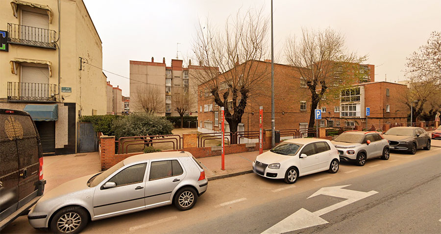 Parada Autobús - Vía Complutense - Tuy - Radiología Dental Alcalá de Henares